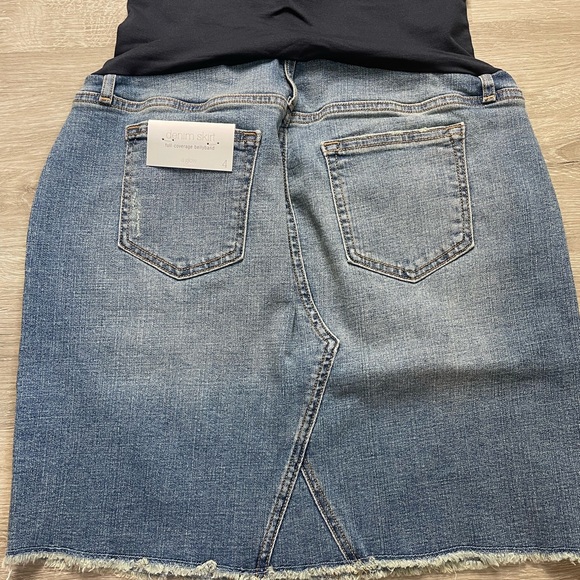 a:glow Maternity Denim Skirt - Picture 2 of 2